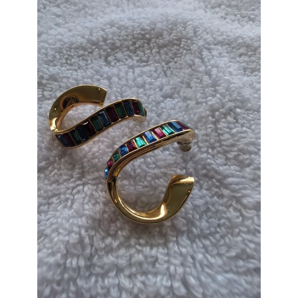 Swarovski SAL Gold Tone Baguette Rainbow Ribbon Crystal Twisted‎ Hoop Earrings